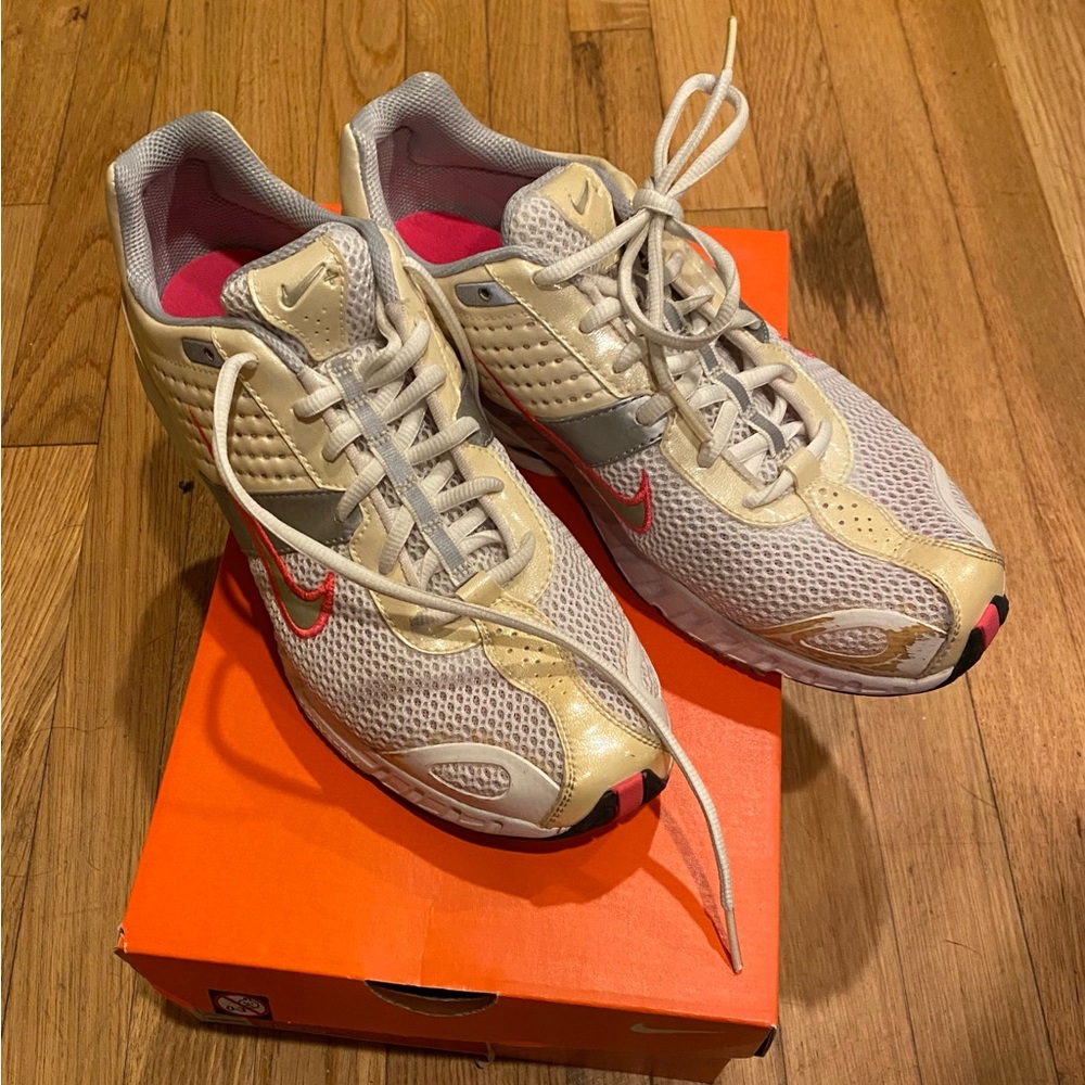 Nike Air Miler Walk+ size 9.5